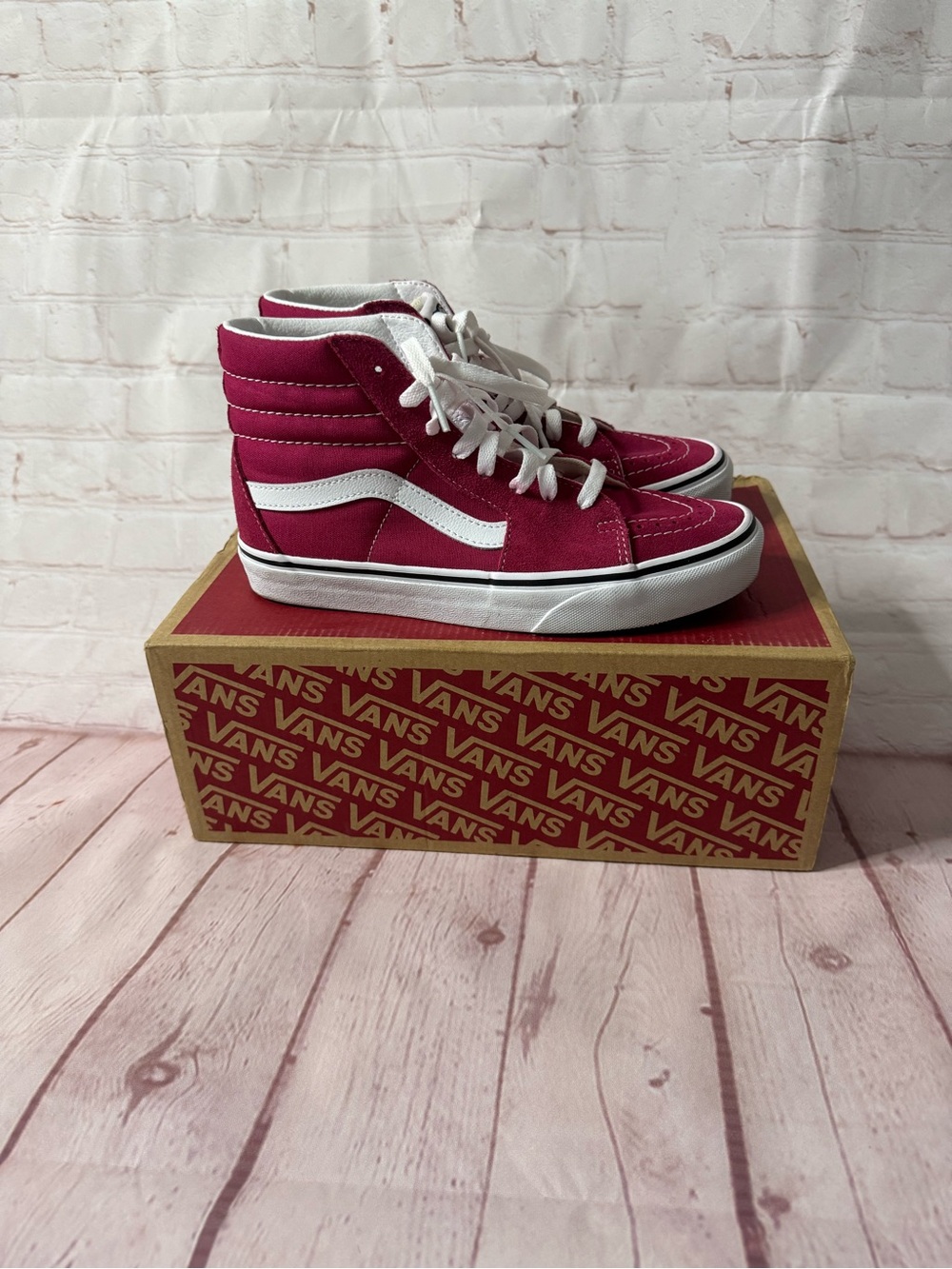 Sk8-Hi Vans